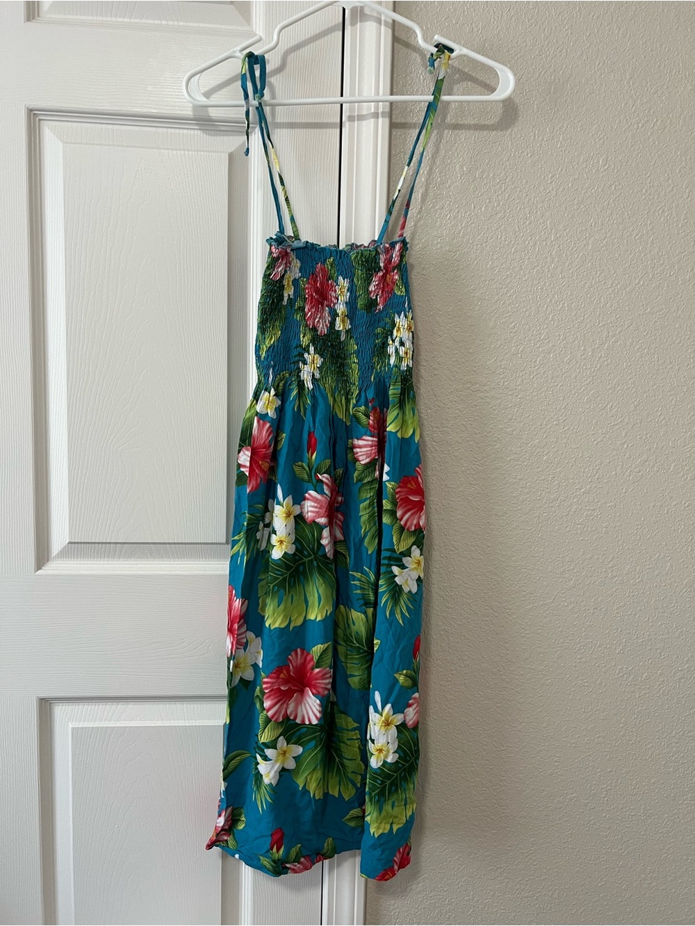 Puanani Hawaiian Floral Maxi Dress Smocked Tie Strap Size Large